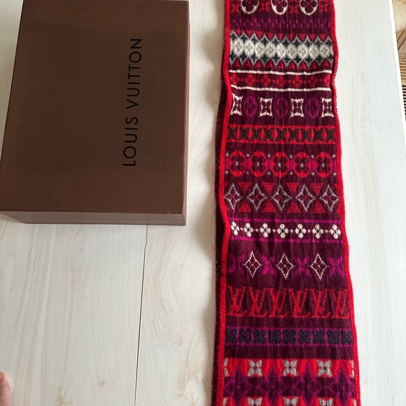 LOUIS VUITTON Rare Runway 100% thick Cashmere 7 FT Fair isle Intarsia Scarf 🧣 - Picture 5 of 13